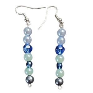 💥4 for $20💥Elegant Blue Beaded Earrings